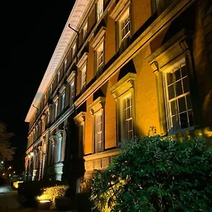 Betty's Minster View - 6 Twins Or 3 Superkings -central With Free Parking York