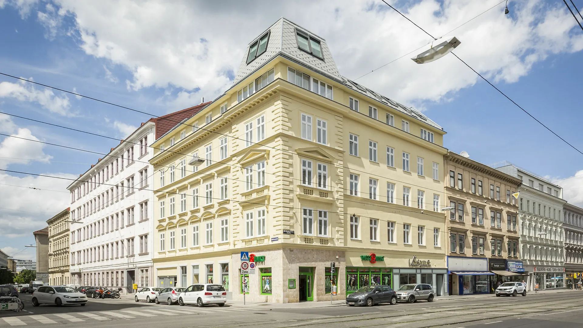 Vienna Grand Apartments City